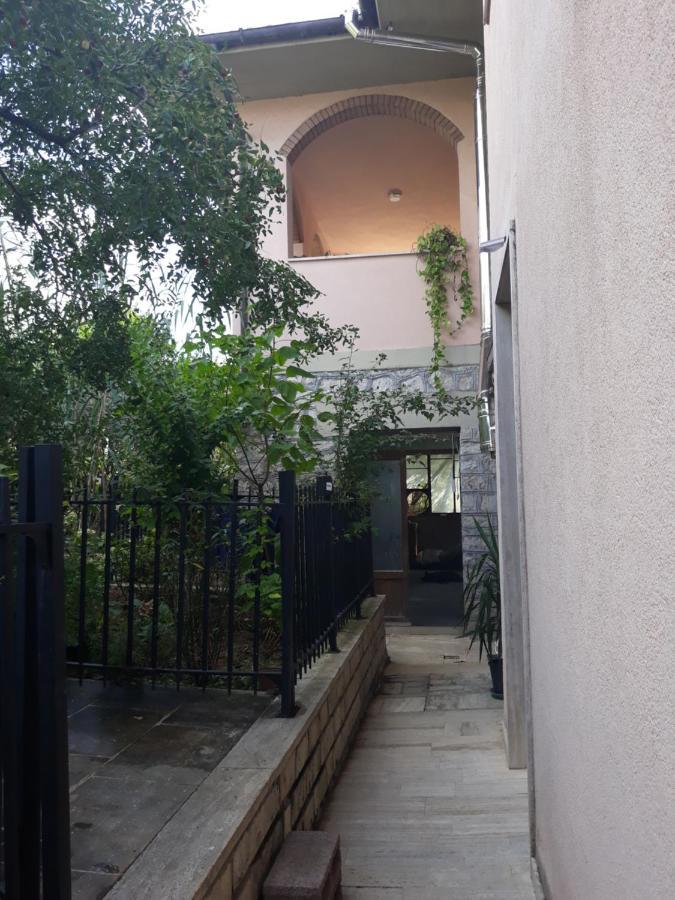 El Giardino Delle Rose..... Apartment Serre Di Rapolano Exterior photo